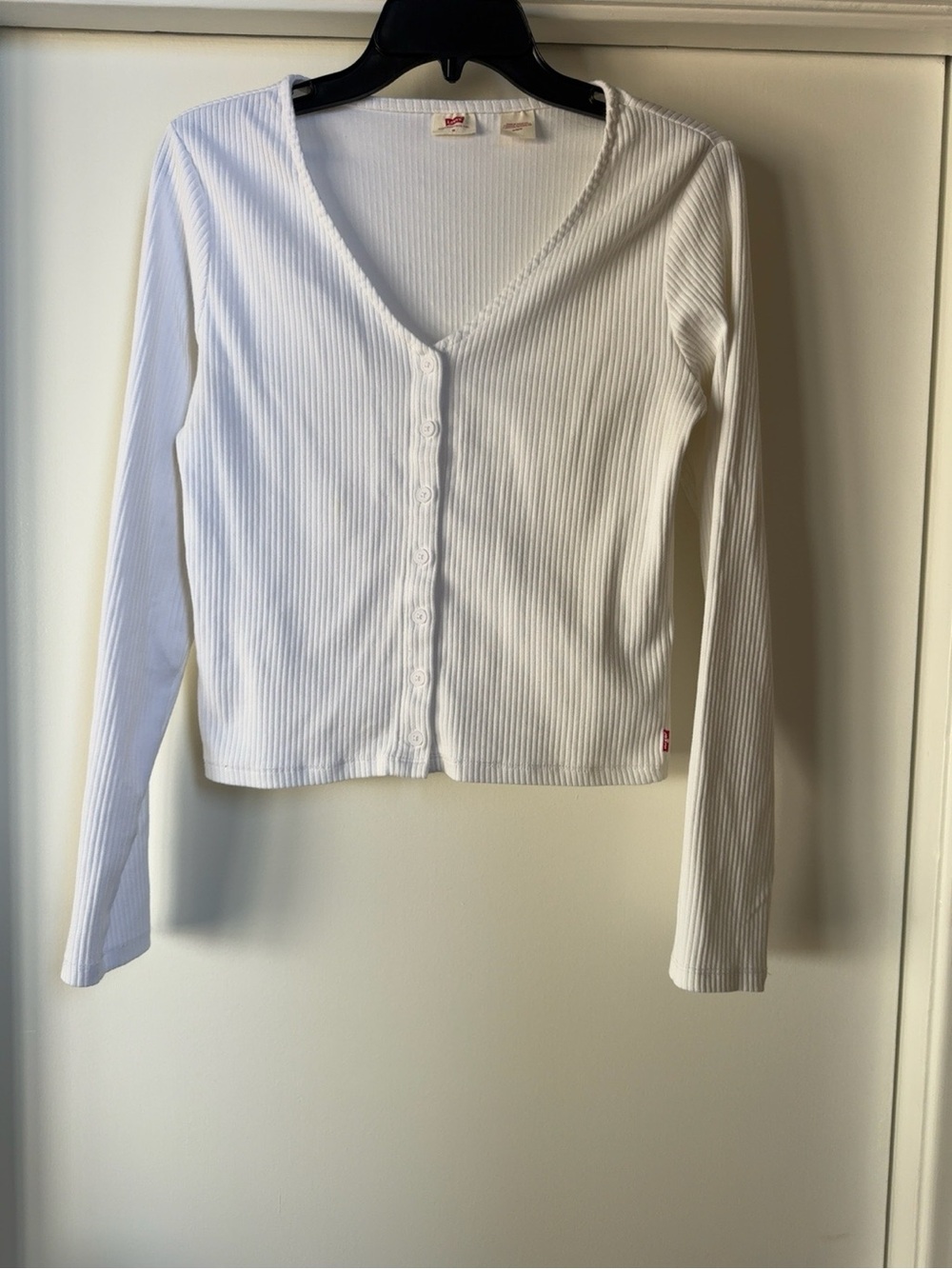 Levi’s White Ribbed Button Front Long Sleeve Top Size M
